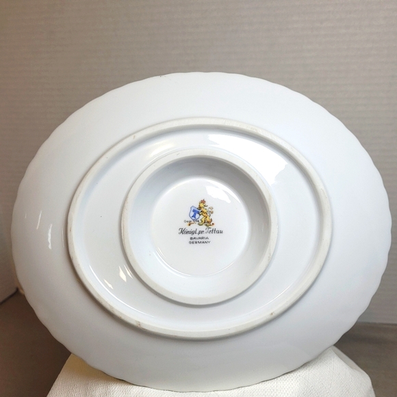 Royal Tettau Dawn Rose Gravy Boat with Attached Underplate - Picture 9 of 11